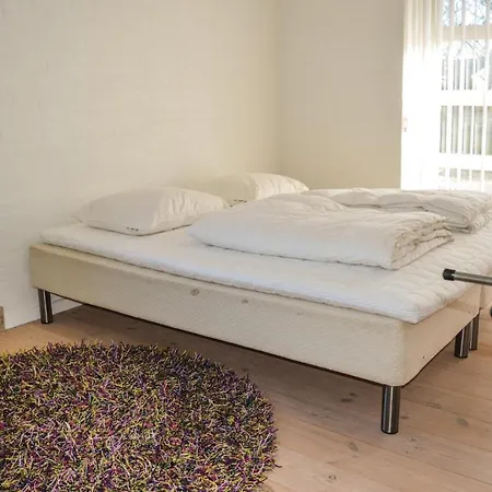 Nyaraló Three-bedroom Holiday In